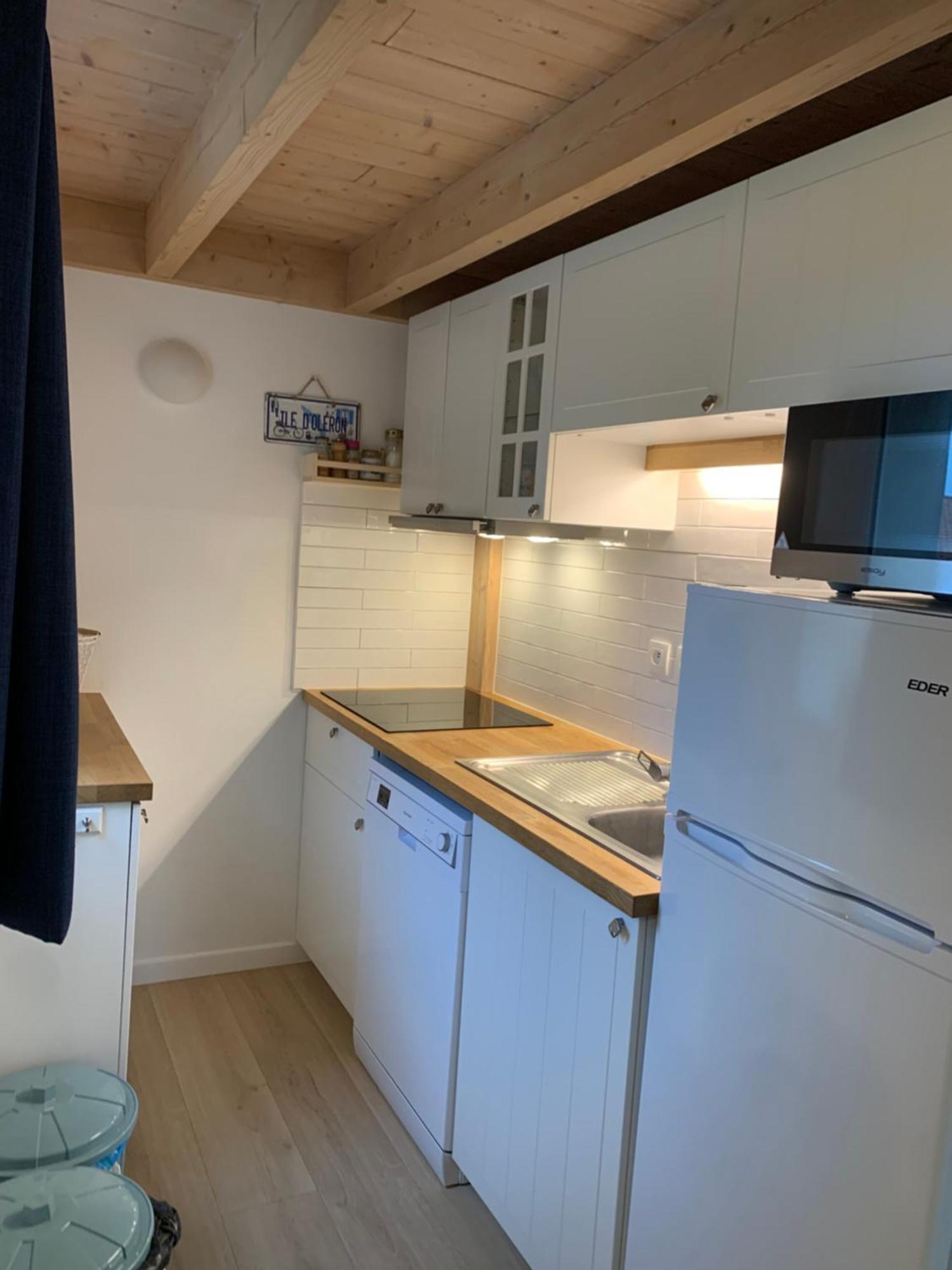 Maisonnette La Coti H5 Avec Piscine Interieure Chauffee, A 400 M De La Plage Et Menage De Fin Sejour Compris Saint-Georges-d'Oleron Eksteriør bilde